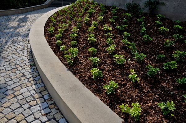 Commercial Mulching in North Myrtle Beach